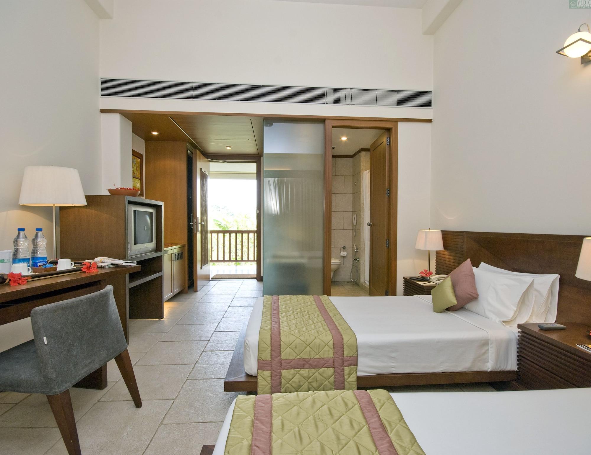 Vedic Village Spa Resort Calcutta Extérieur photo