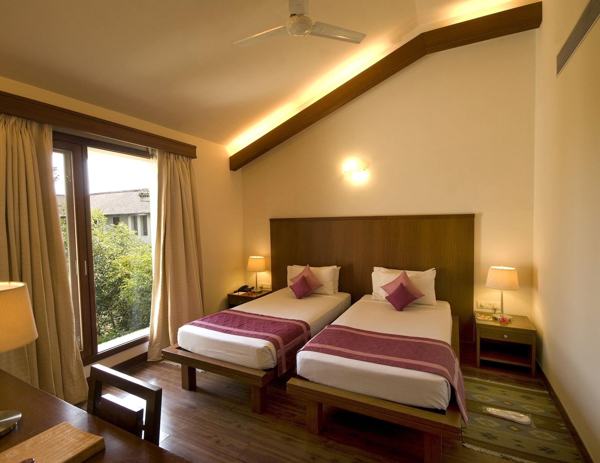 Vedic Village Spa Resort Calcutta Extérieur photo