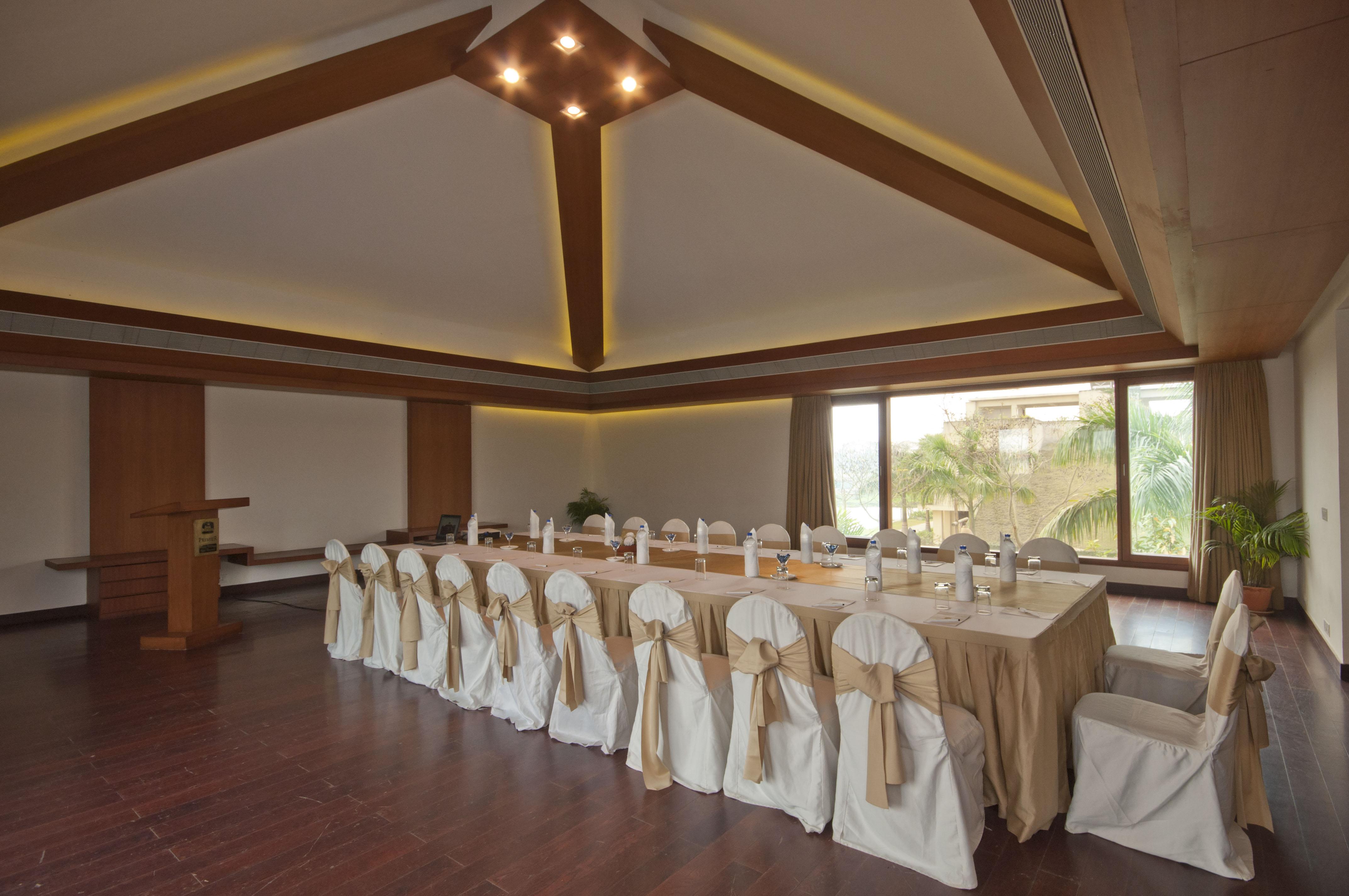 Vedic Village Spa Resort Calcutta Extérieur photo